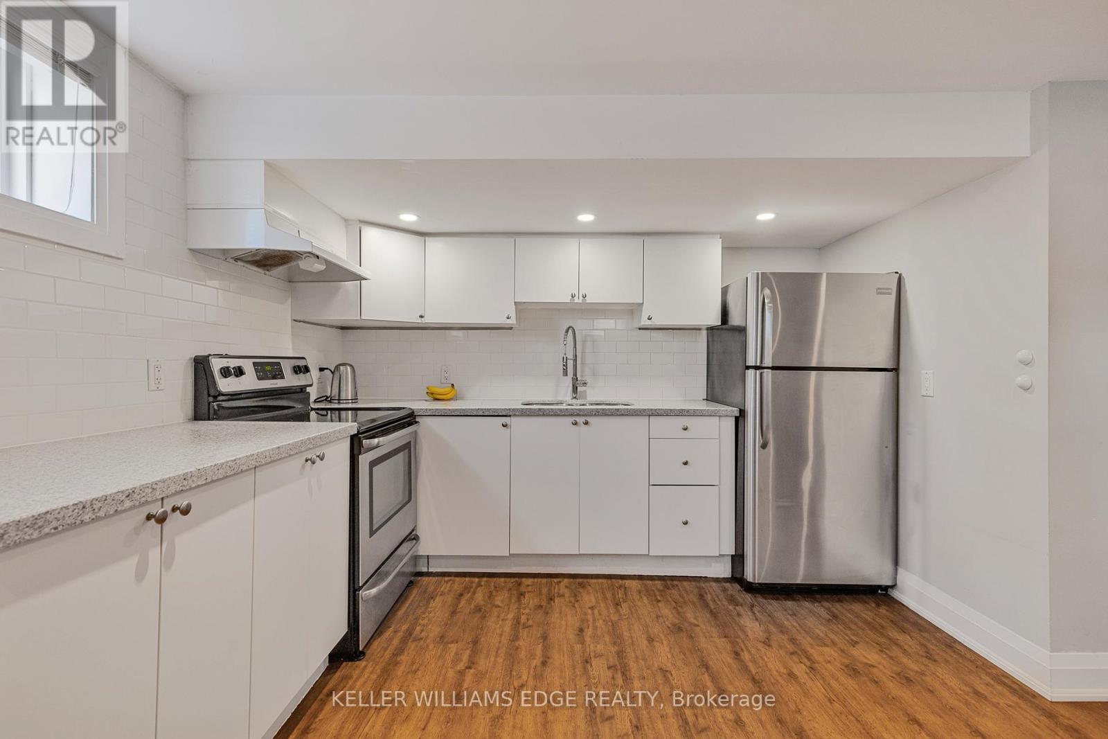 Lower - 125 Warren Avenue, Hamilton, Ontario  L9A 3C9 - Photo 11 - X12786568