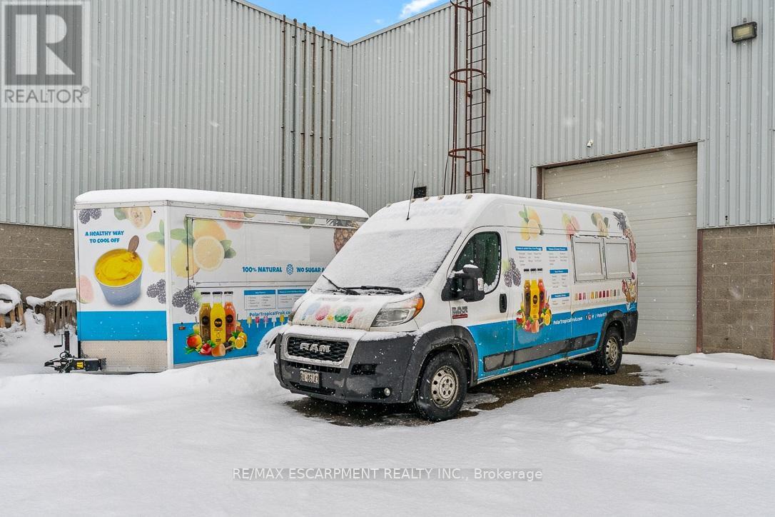 5 - 70 Monarch Road, Guelph (Willow West/sugarbush/west Acres), Ontario  N1K 1S3 - Photo 46 - X12786584