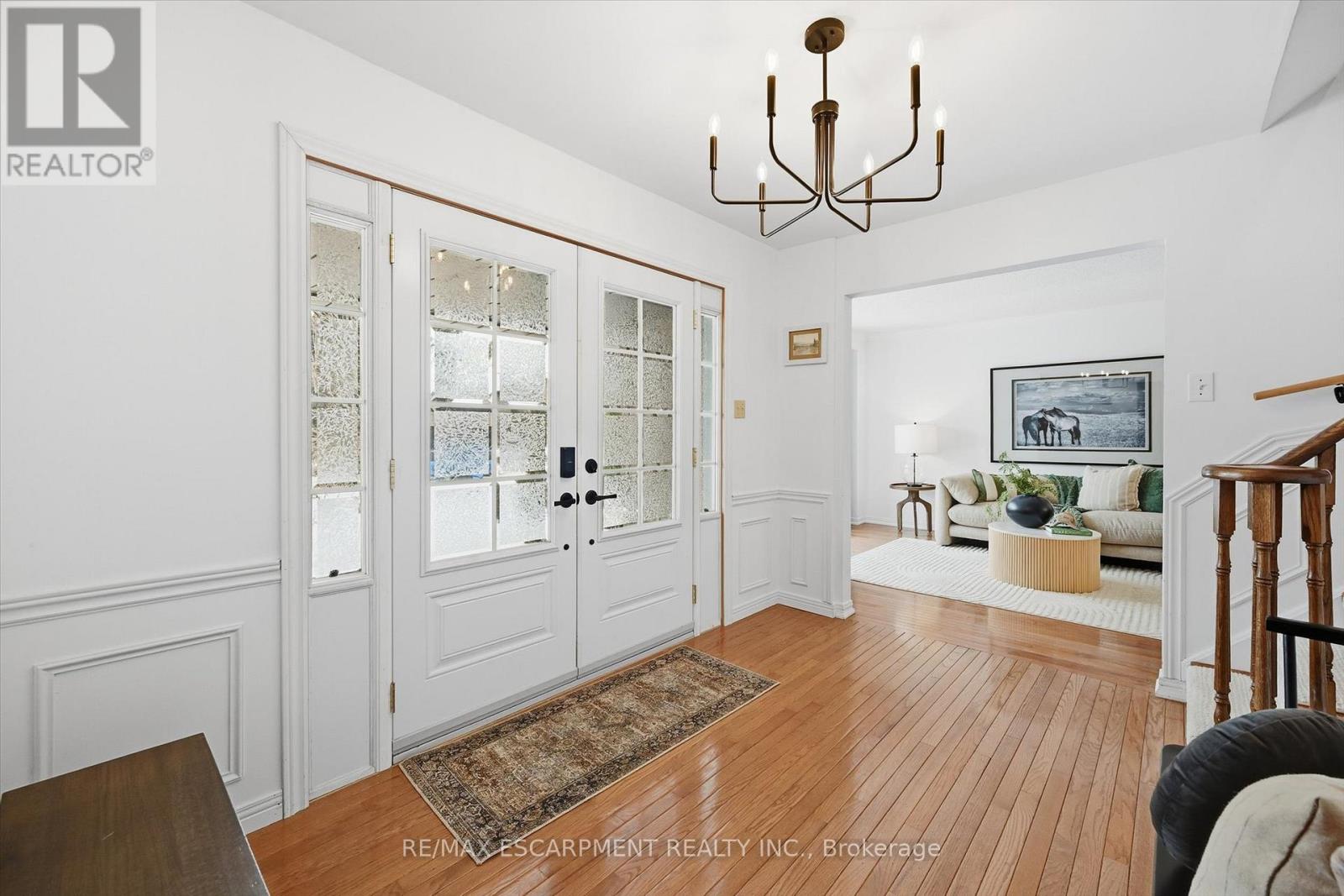 287 Cornwallis Road, Hamilton, Ontario  L9G 3Y9 - Photo 3 - X12786592