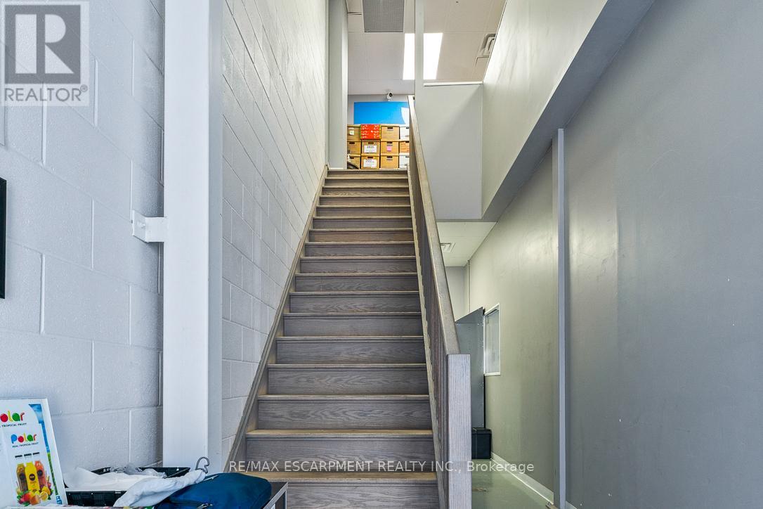 5 - 70 Monarch Road, Guelph (Willow West/sugarbush/west Acres), Ontario  N1K 1S3 - Photo 28 - X12786600