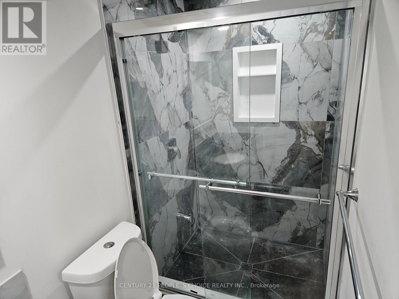 Lower - 2 Forfar Court, Kitchener, Ontario  N2B 3T5 - Photo 12 - X12786606