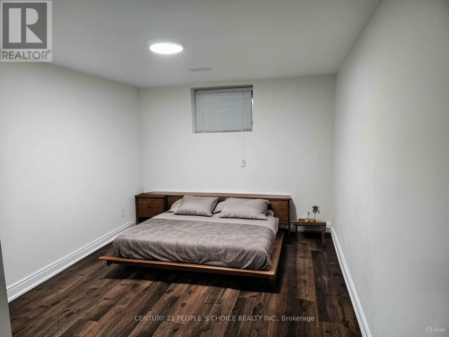 Lower - 2 Forfar Court, Kitchener, Ontario  N2B 3T5 - Photo 15 - X12786606