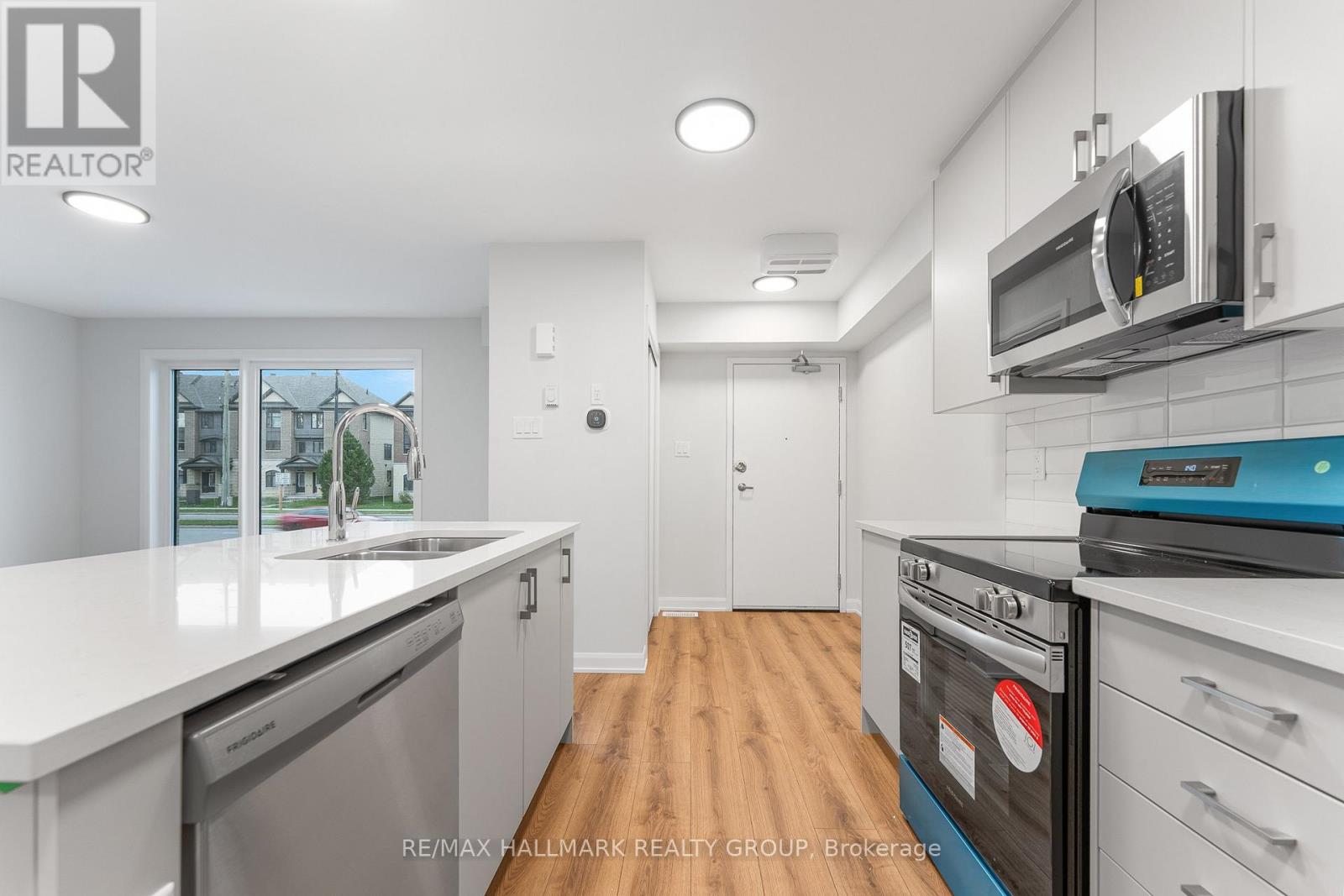 16 - 101 Glenroy Gilbert Drive, Ottawa, Ontario  K2J 5X3 - Photo 6 - X12786774