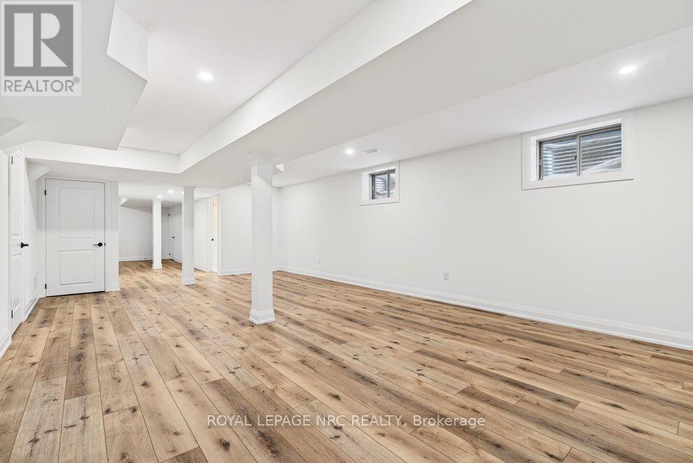 95 Beachwalk Crescent, Fort Erie, Ontario  L0S 1B0 - Photo 38 - X12786852