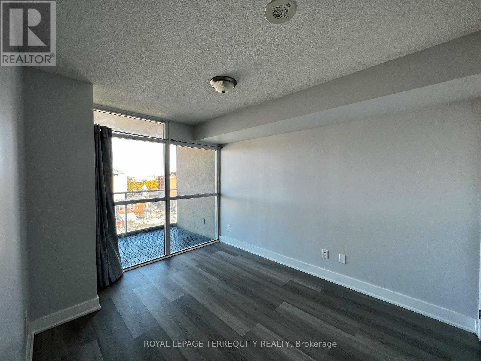 1203 - 9 George Street W, Brampton, Ontario  L6X 0T6 - Photo 15 - W12786246