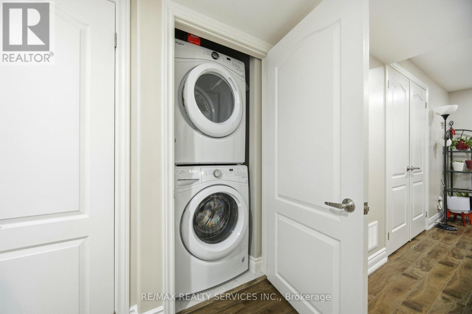 93 Benadir Avenue, Caledon, Ontario  L7C 4E7 - Photo 40 - W12786318