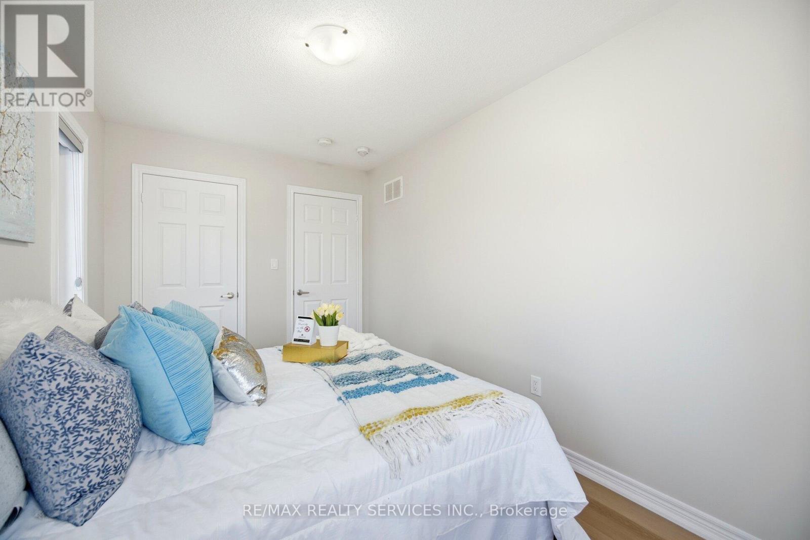 93 Benadir Avenue, Caledon, Ontario  L7C 4E7 - Photo 30 - W12786318