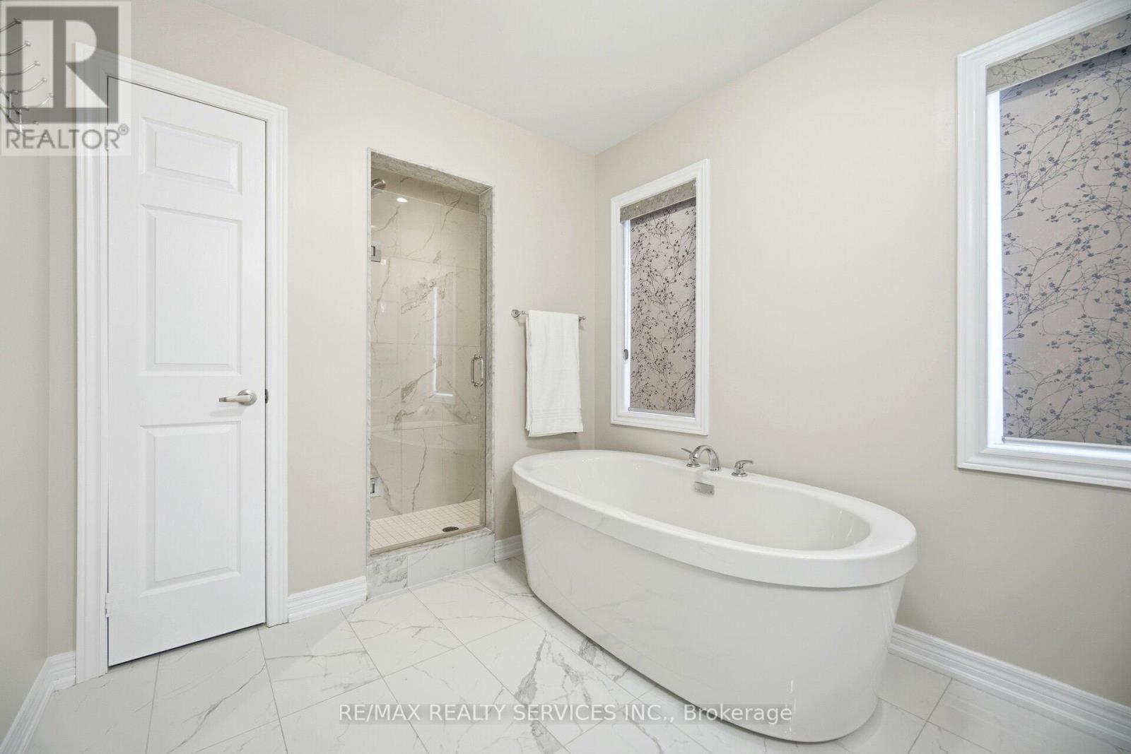 93 Benadir Avenue, Caledon, Ontario  L7C 4E7 - Photo 25 - W12786318