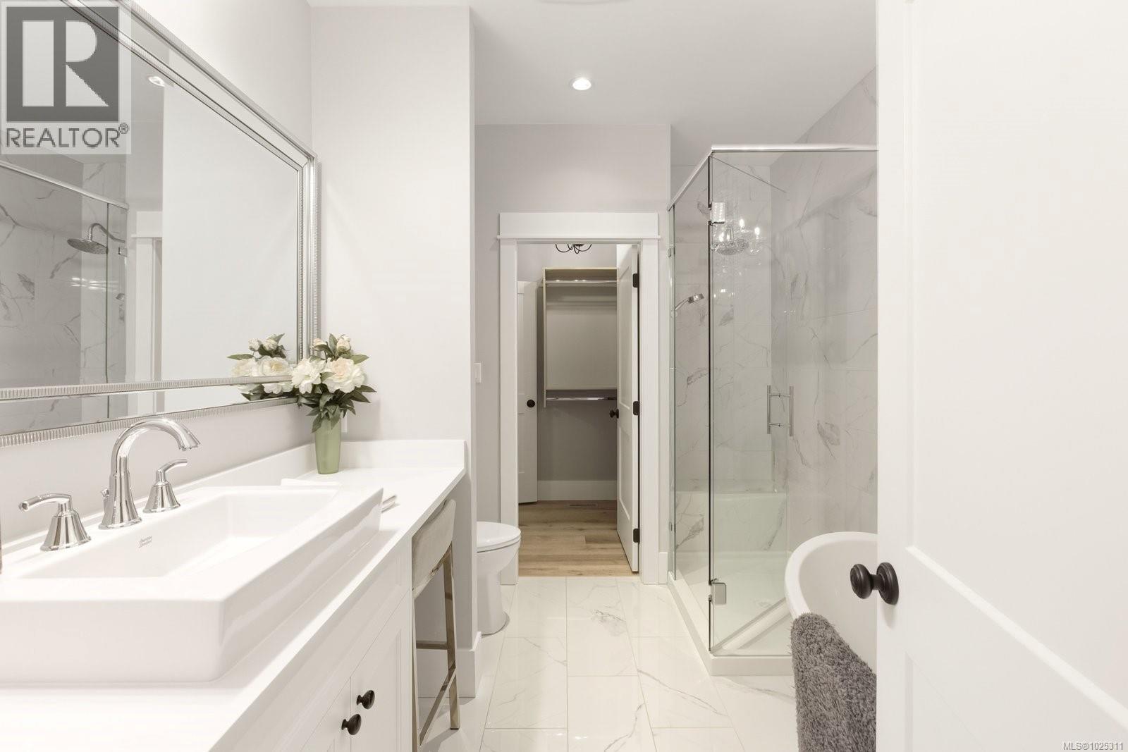 390 Wain Rd, North Saanich, British Columbia  V8L 5P9 - Photo 30 - 1025311