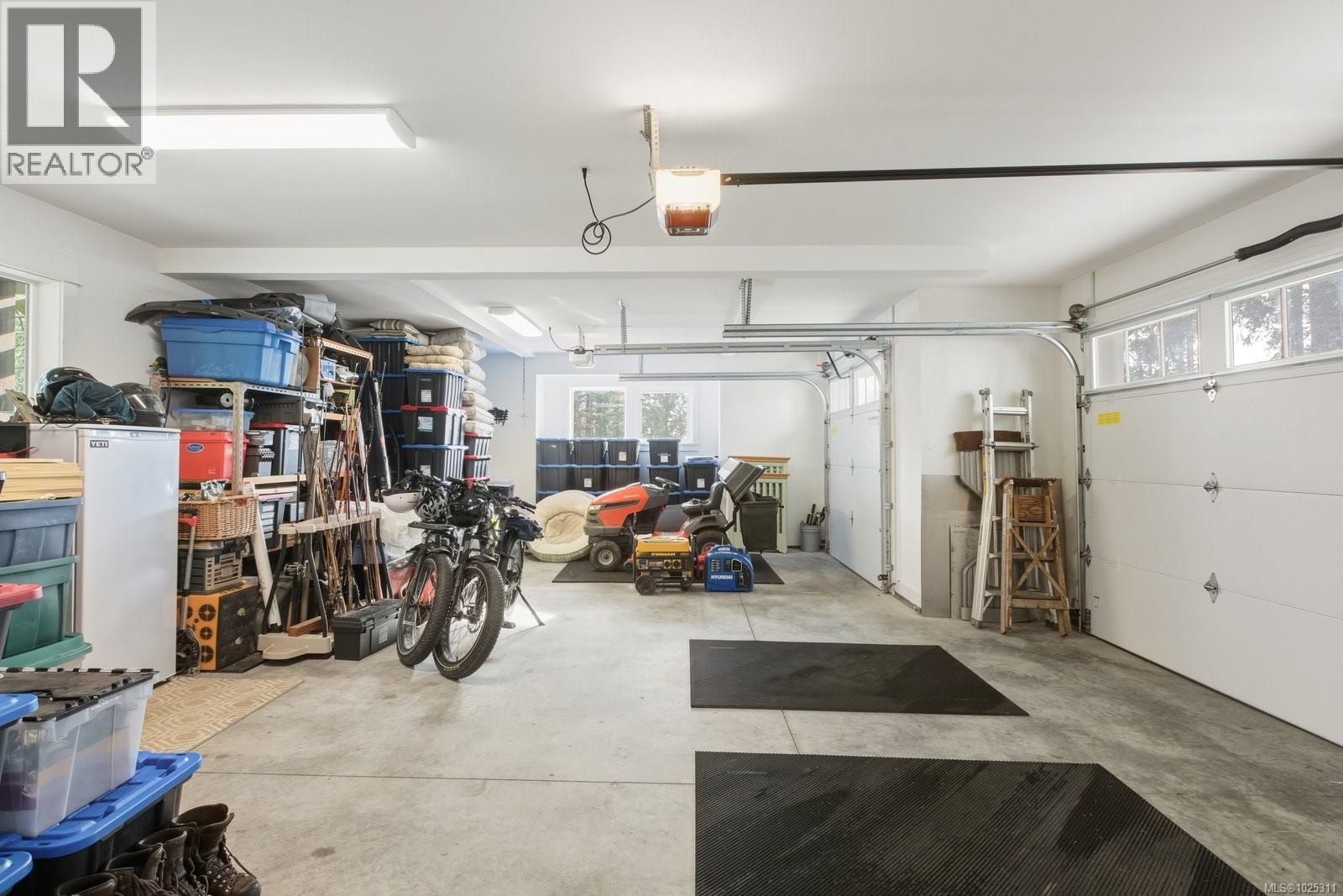 390 Wain Rd, North Saanich, British Columbia  V8L 5P9 - Photo 38 - 1025311