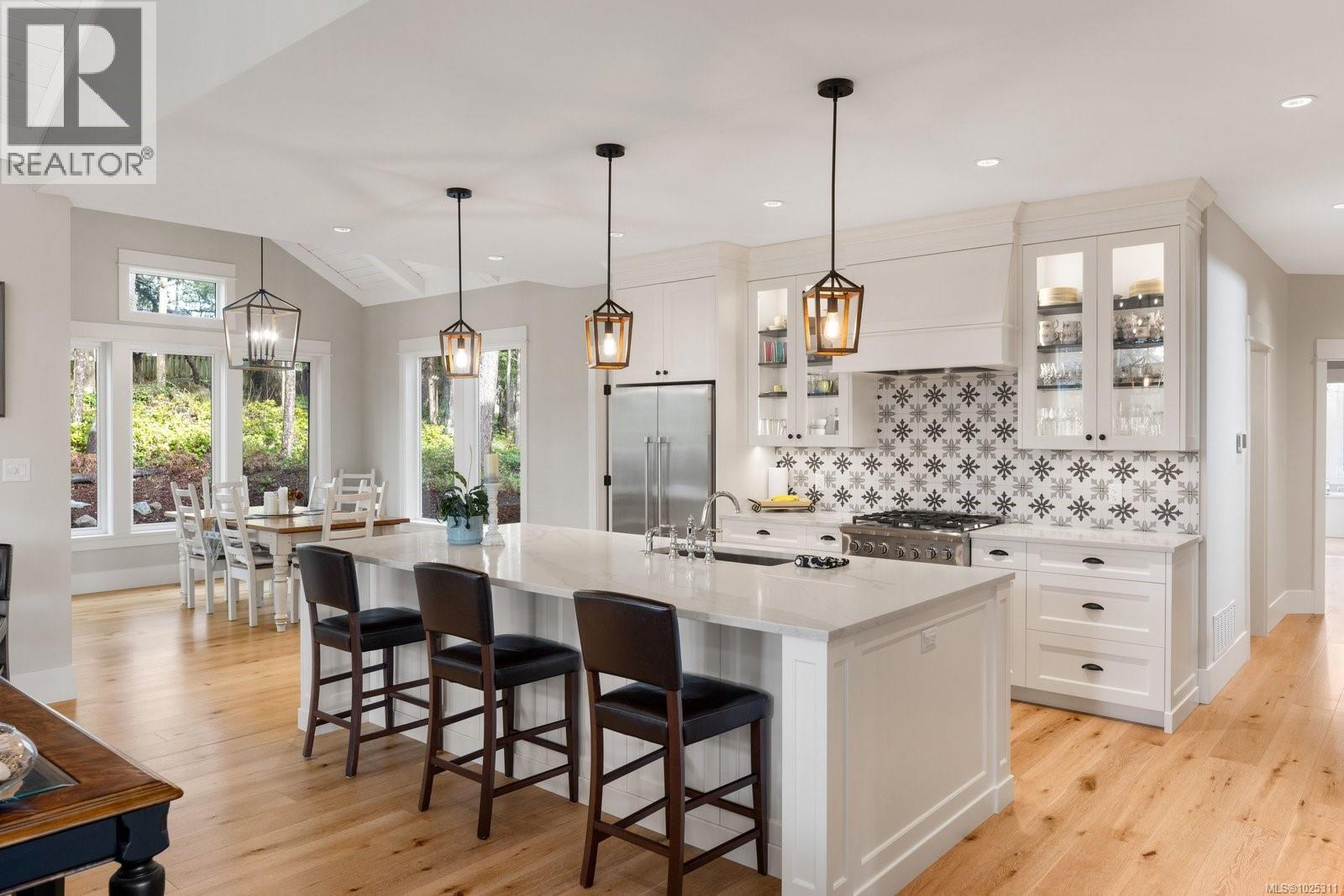 390 Wain Rd, North Saanich, British Columbia  V8L 5P9 - Photo 7 - 1025311