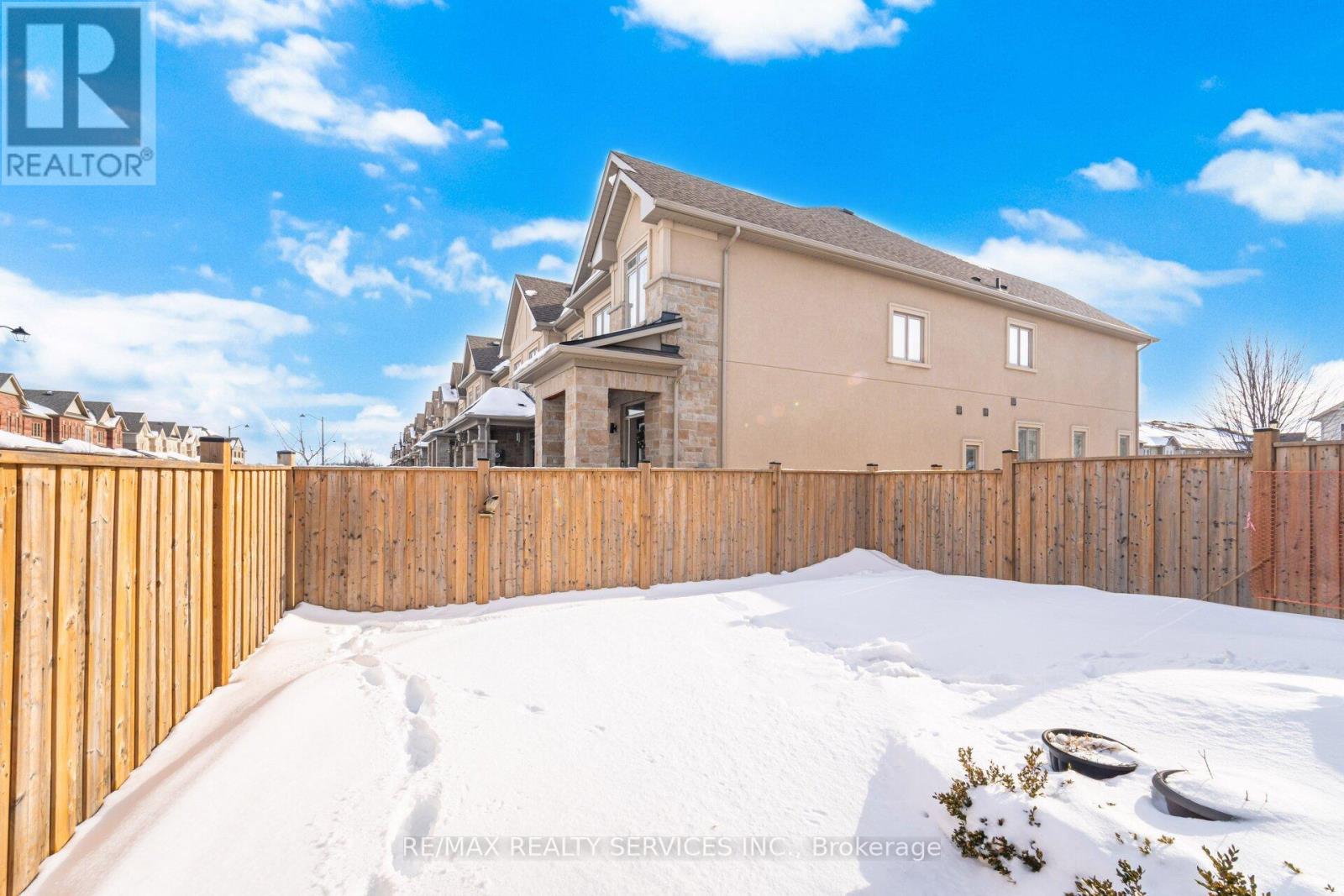93 Benadir Avenue, Caledon, Ontario  L7C 4E7 - Photo 43 - W12786318