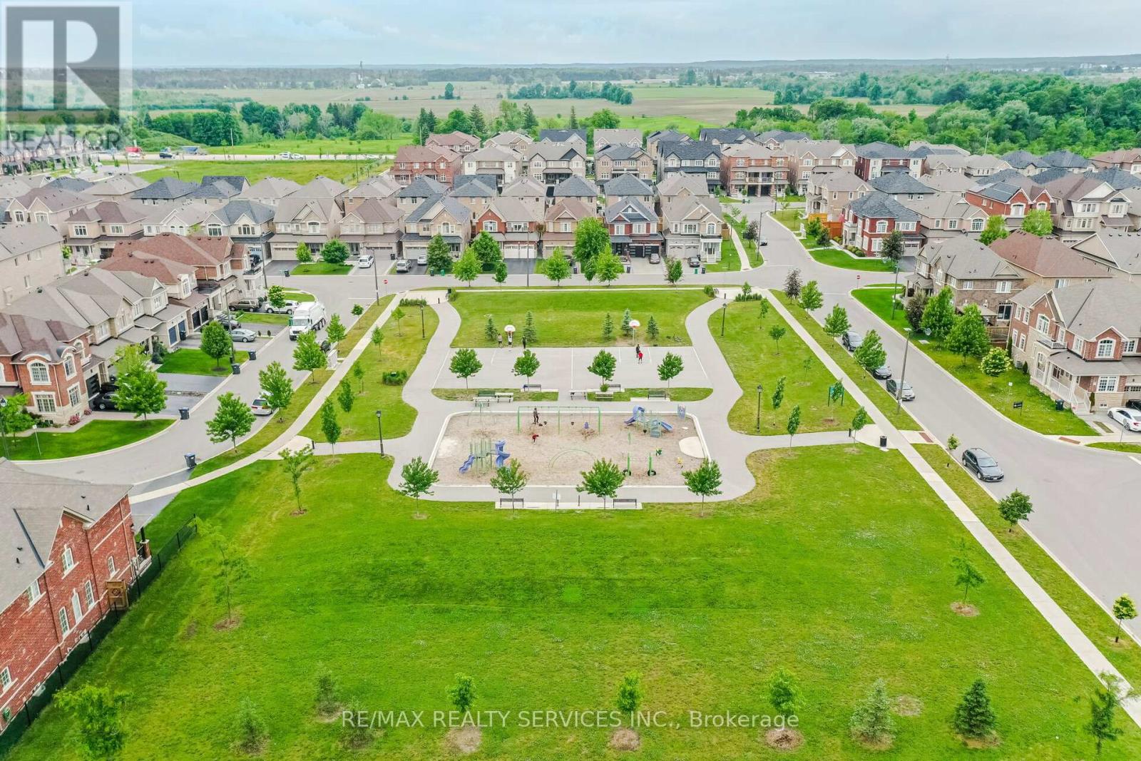 93 Benadir Avenue, Caledon, Ontario  L7C 4E7 - Photo 49 - W12786318