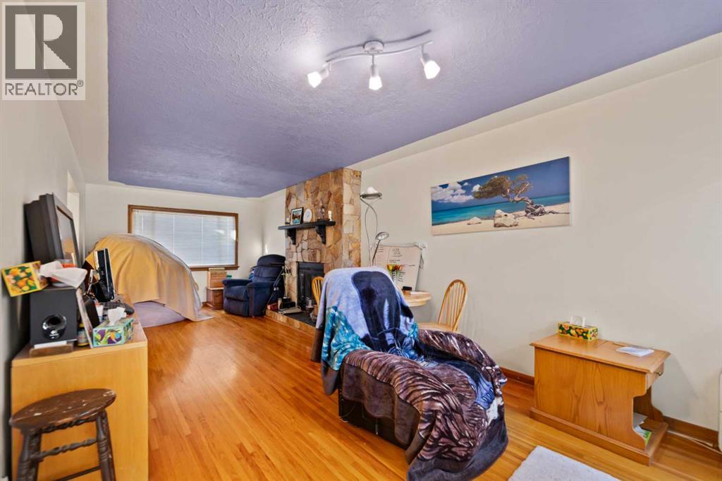 27, 4354 Highway 27, Rural Mountain View County, Alberta  T0M 1X0 - Photo 12 - A2285497