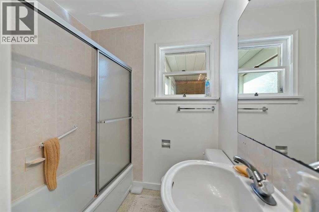 27, 4354 Highway 27, Rural Mountain View County, Alberta  T0M 1X0 - Photo 22 - A2285497