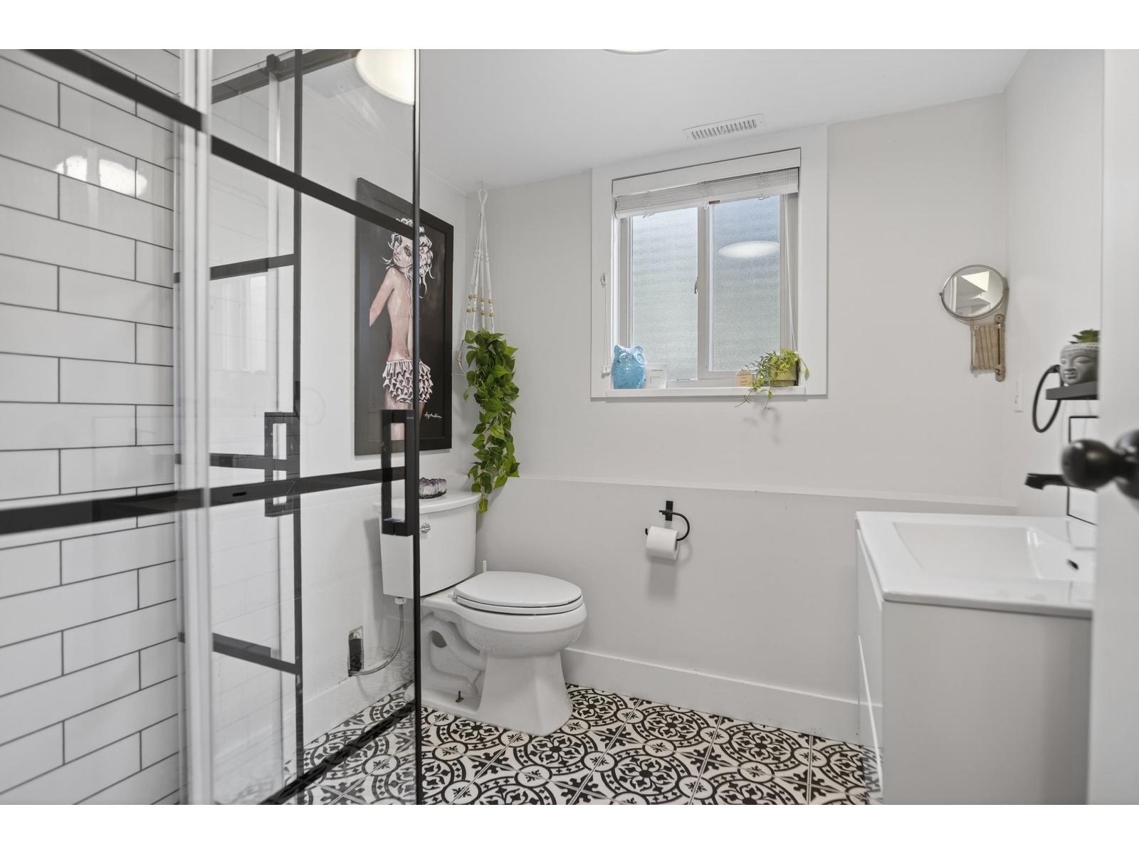 33777 4 Avenue, Mission, British Columbia  V2V 1T5 - Photo 29 - R3087768