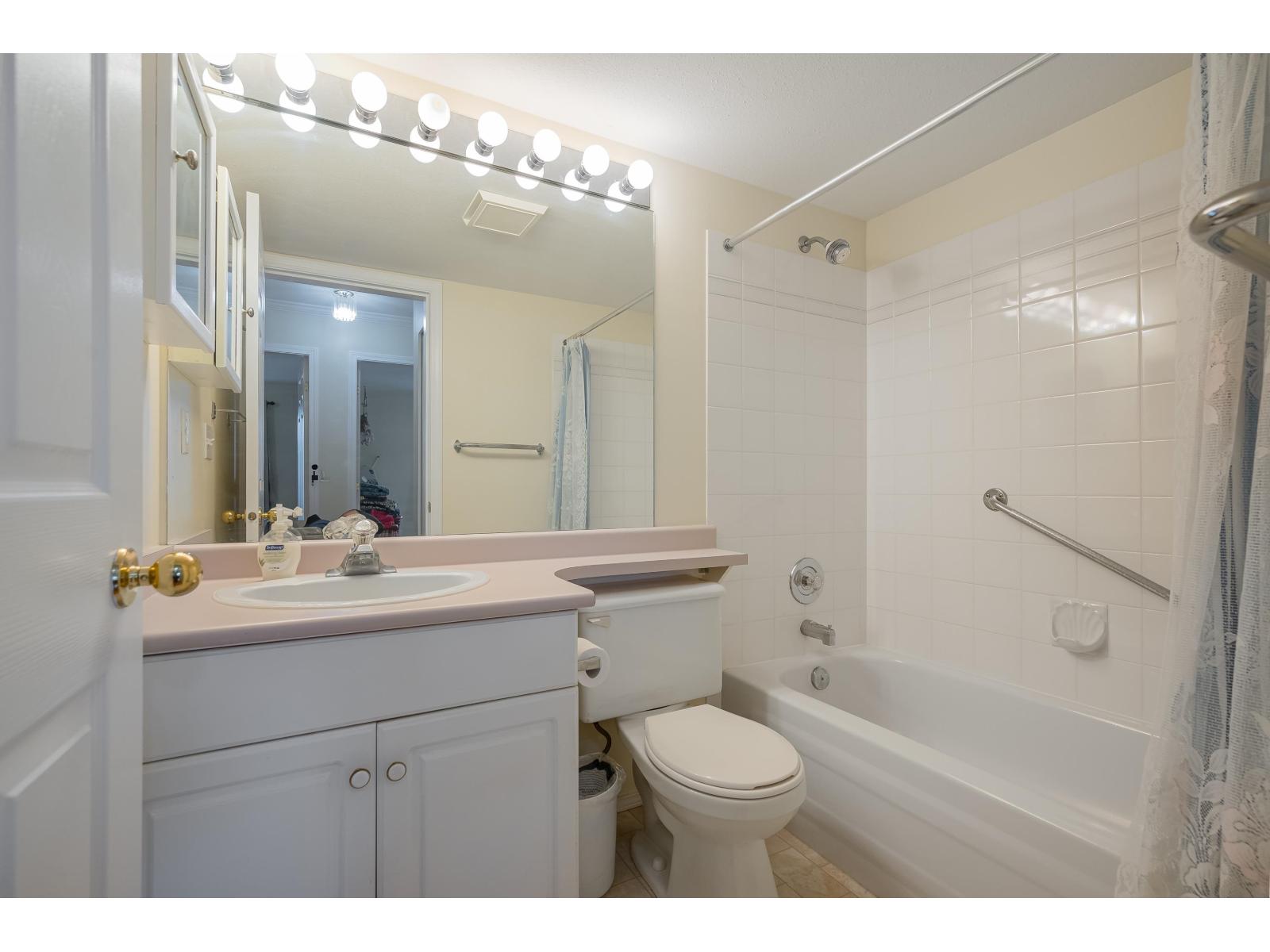 315 32044 Old Yale Road, Abbotsford, British Columbia  V2T 2C9 - Photo 30 - R3089190