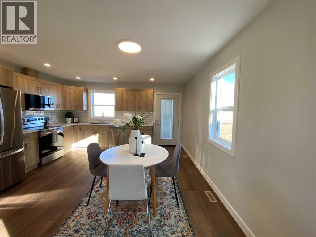 4209 57 Street, Taber, Alberta  T1G 0G8 - Photo 6 - A2286258