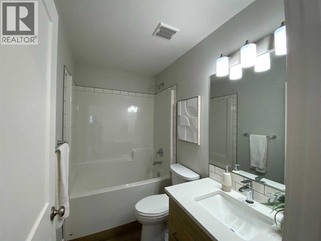 4209 57 Street, Taber, Alberta  T1G 0G8 - Photo 15 - A2286258