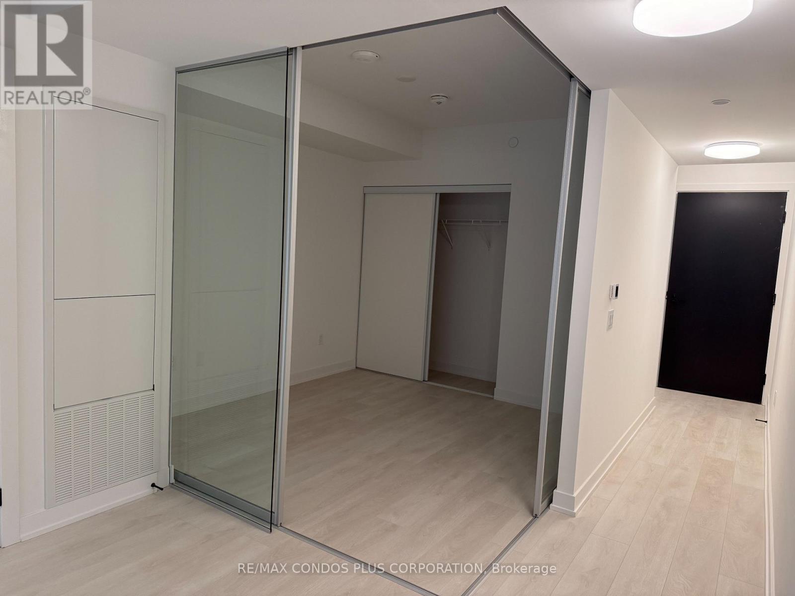 402 - 127 Broadway Avenue, Toronto, Ontario  M4P 1V4 - Photo 2 - C12786688