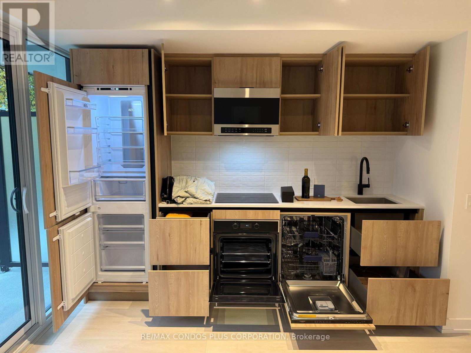 402 - 127 Broadway Avenue, Toronto, Ontario  M4P 1V4 - Photo 6 - C12786688