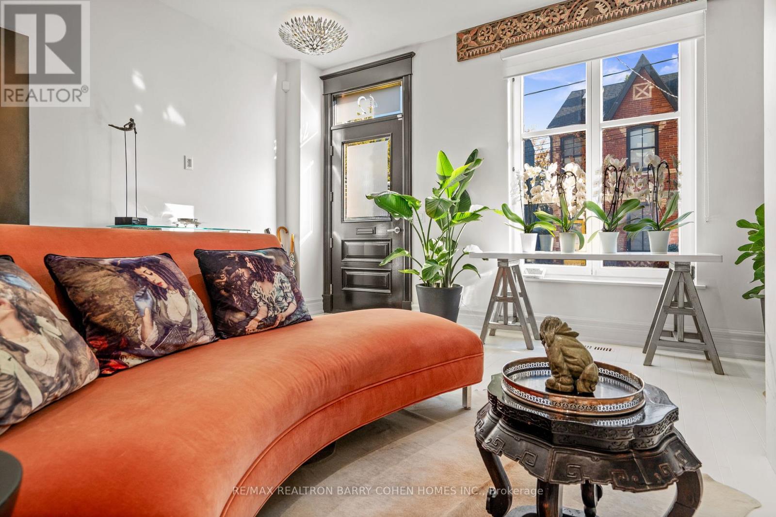 42 Berryman Street, Toronto, Ontario  M5R 1M6 - Photo 4 - C12786710