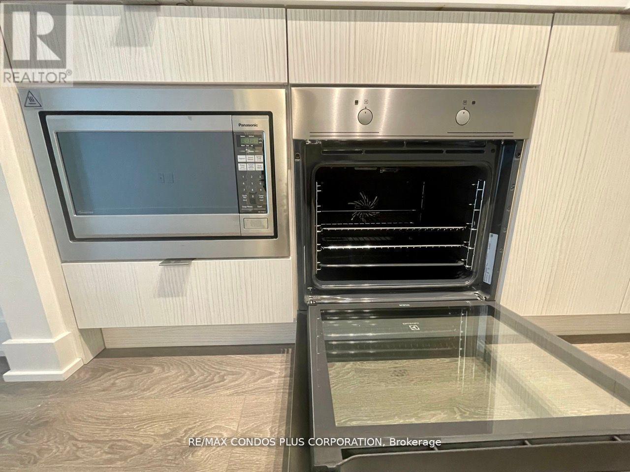 1507 - 99 Broadway Avenue, Toronto, Ontario  M4P 0E3 - Photo 13 - C12786804