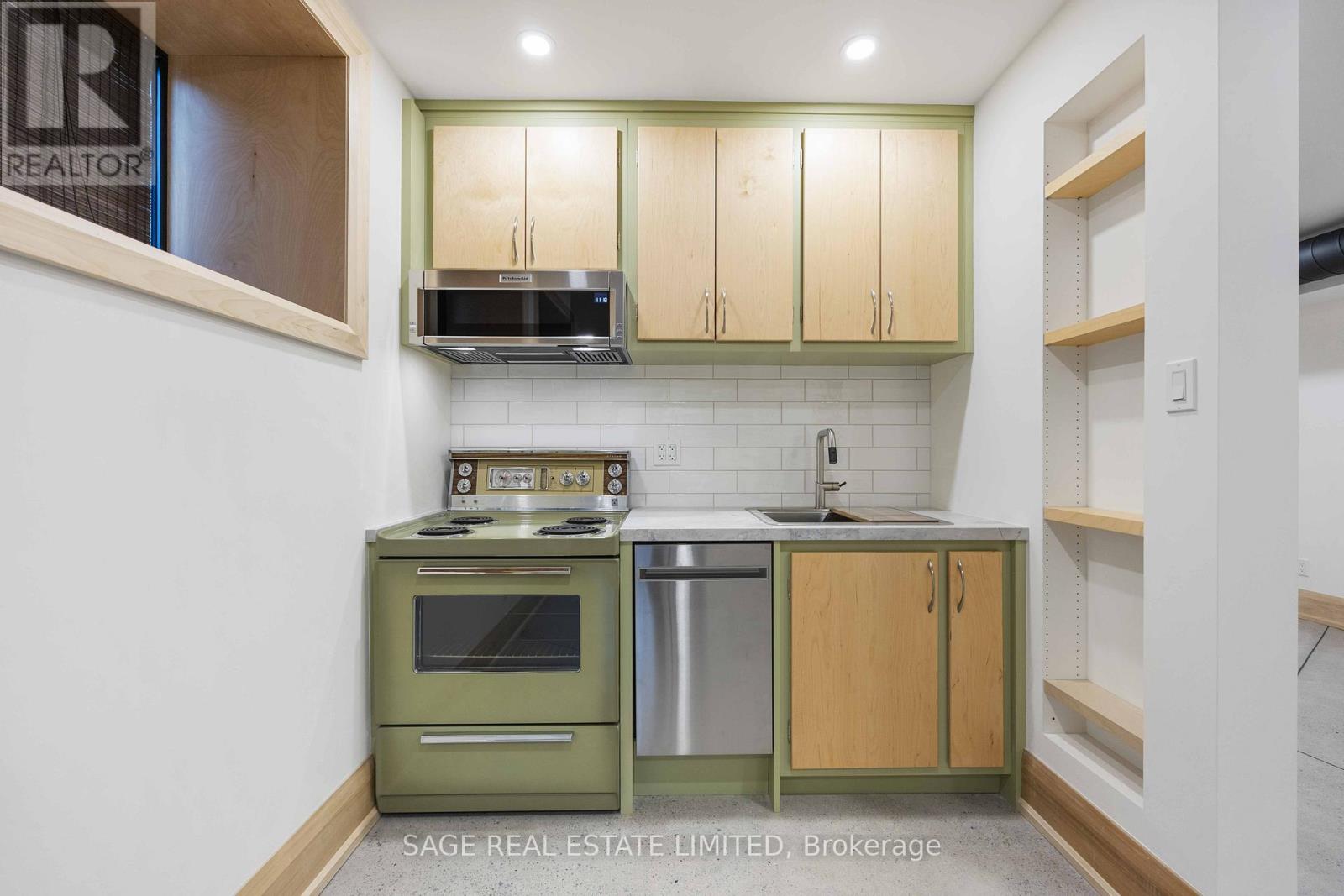 Lower - 67 Shannon Street, Toronto, Ontario  M6J 2E6 - Photo 10 - C12786808