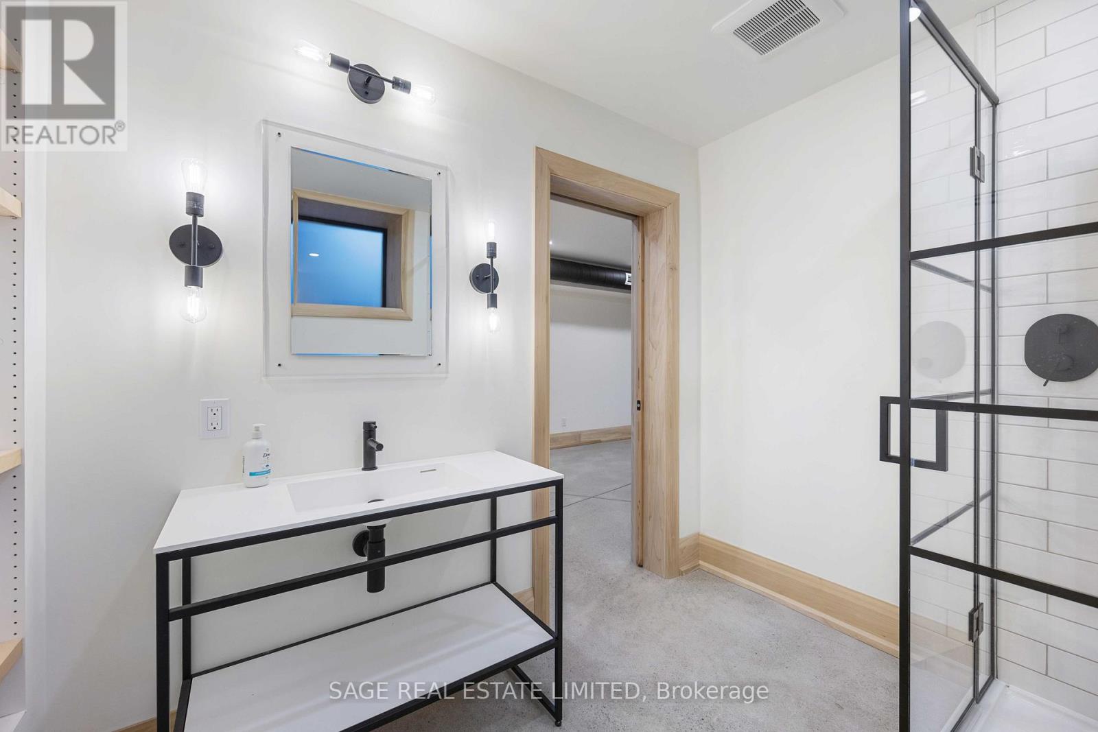 Lower - 67 Shannon Street, Toronto, Ontario  M6J 2E6 - Photo 30 - C12786808