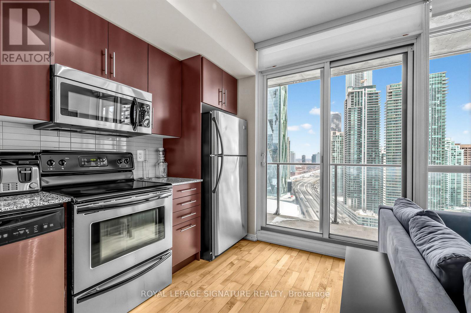 2306 - 55 Bremner Boulevard, Toronto, Ontario  M5J 0A6 - Photo 12 - C12786810