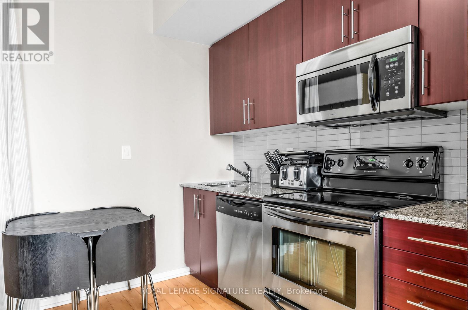 2306 - 55 Bremner Boulevard, Toronto, Ontario  M5J 0A6 - Photo 16 - C12786810