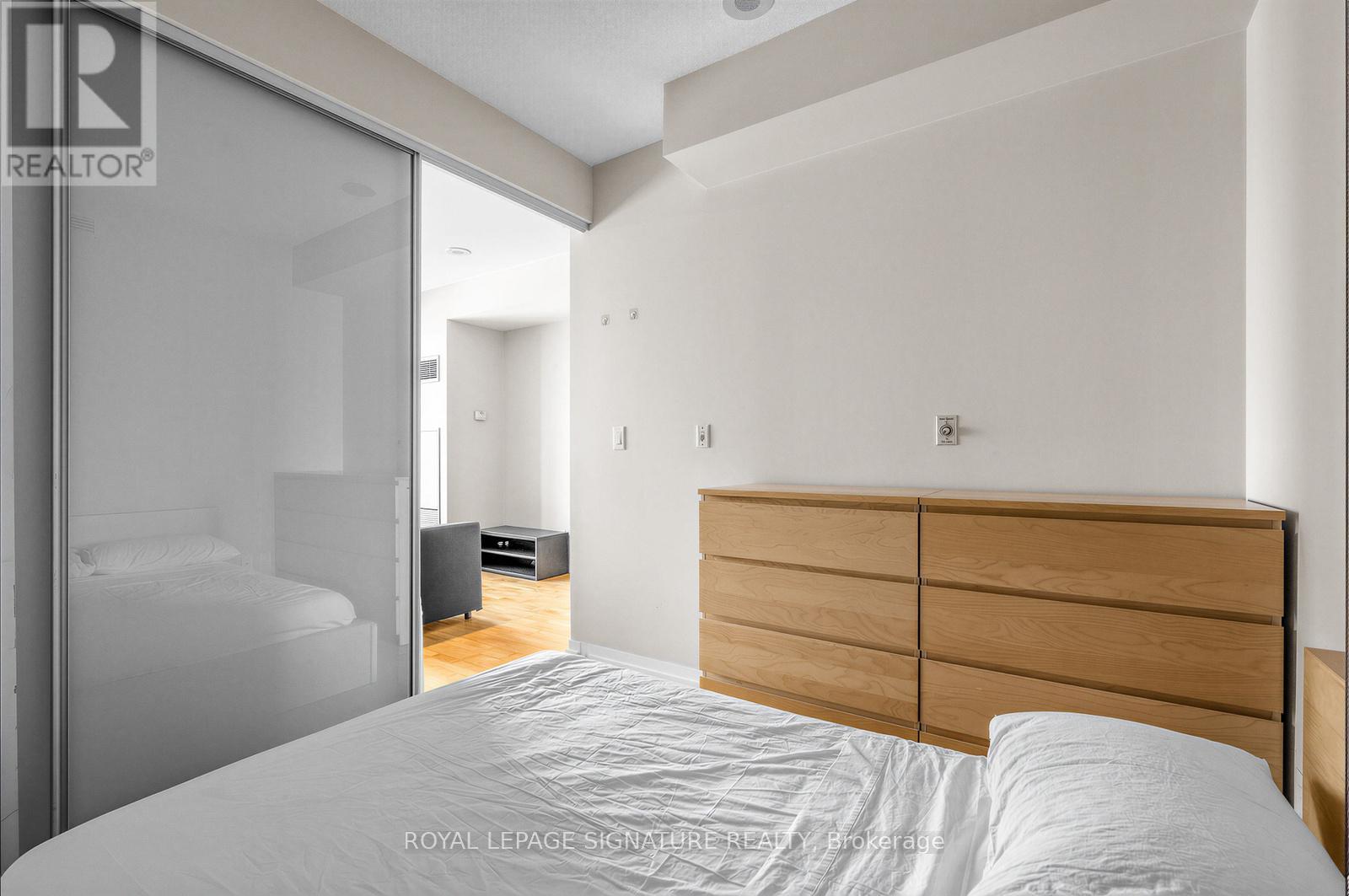 2306 - 55 Bremner Boulevard, Toronto, Ontario  M5J 0A6 - Photo 21 - C12786810