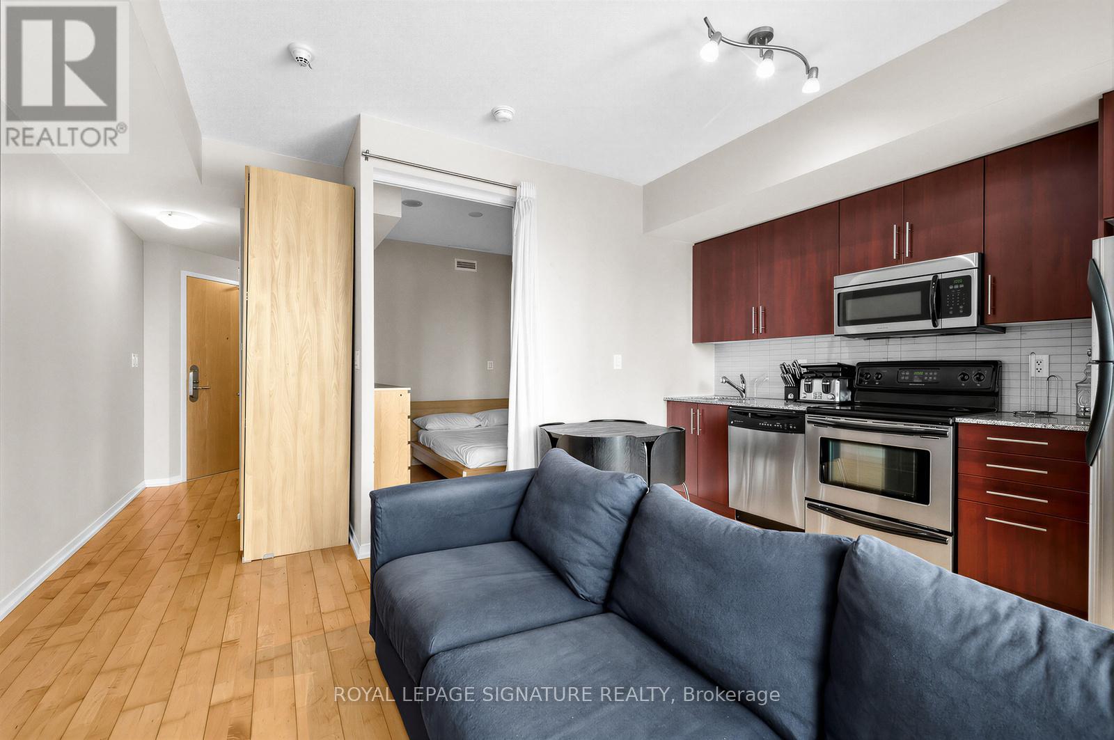 2306 - 55 Bremner Boulevard, Toronto, Ontario  M5J 0A6 - Photo 9 - C12786810