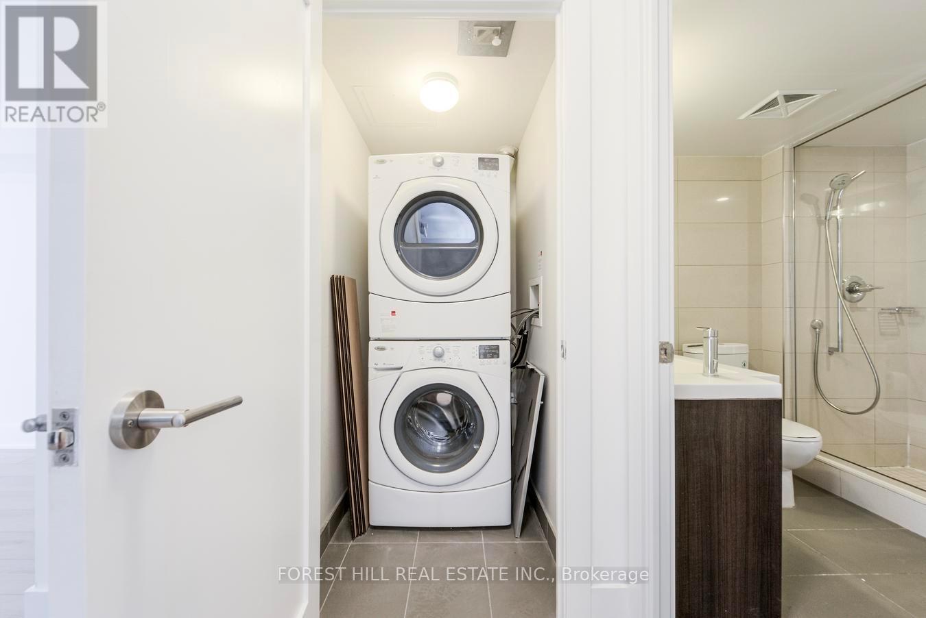 1206 - 300 Front Street W, Toronto, Ontario  M5V 0E9 - Photo 18 - C12786858