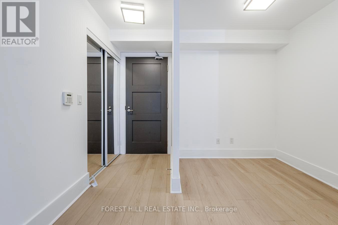 1206 - 300 Front Street W, Toronto, Ontario  M5V 0E9 - Photo 3 - C12786858