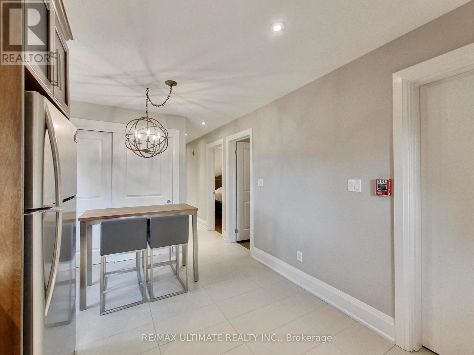 Apt #3 - 728 Vaughan Road, Toronto, Ontario  M6E 2Y9 - Photo 10 - C12786870