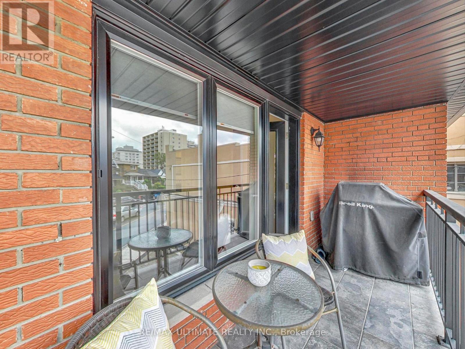 Apt #3 - 728 Vaughan Road, Toronto, Ontario  M6E 2Y9 - Photo 23 - C12786870