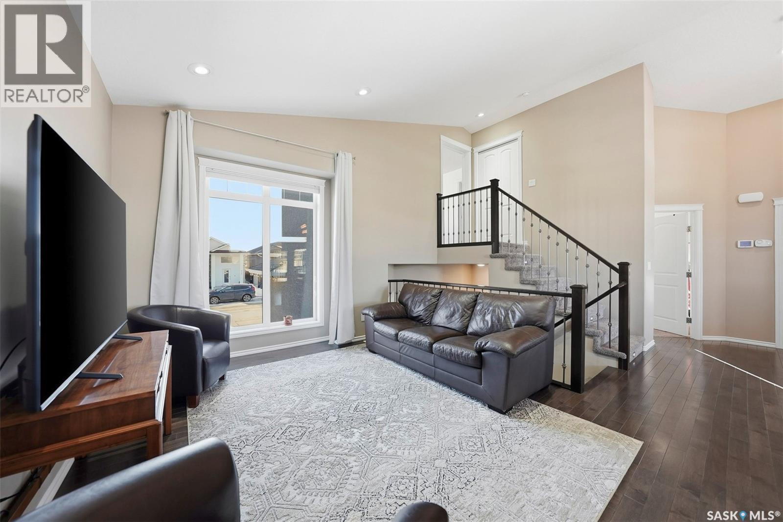 207 Bentley Court, Saskatoon, Saskatchewan  S7L 6L4 - Photo 5 - SK028529