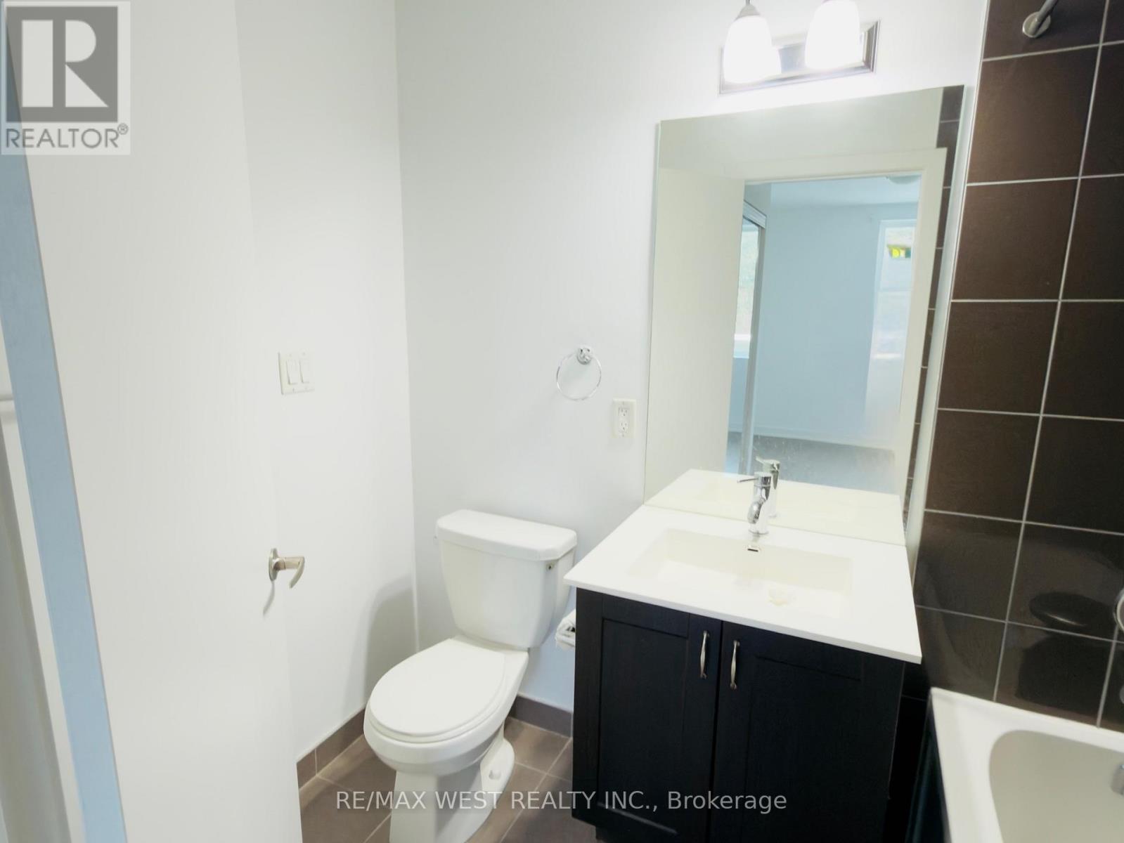 106 - 3560 St Clair Avenue E, Toronto, Ontario  M1K 0A9 - Photo 13 - E12786694