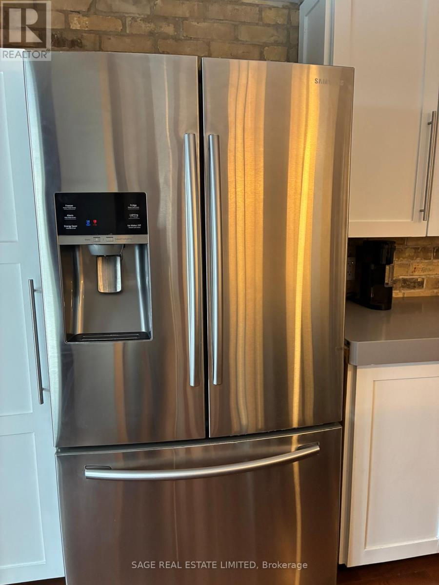 19 Beechwood Drive, Toronto, Ontario  M4K 3H7 - Photo 14 - E12786850