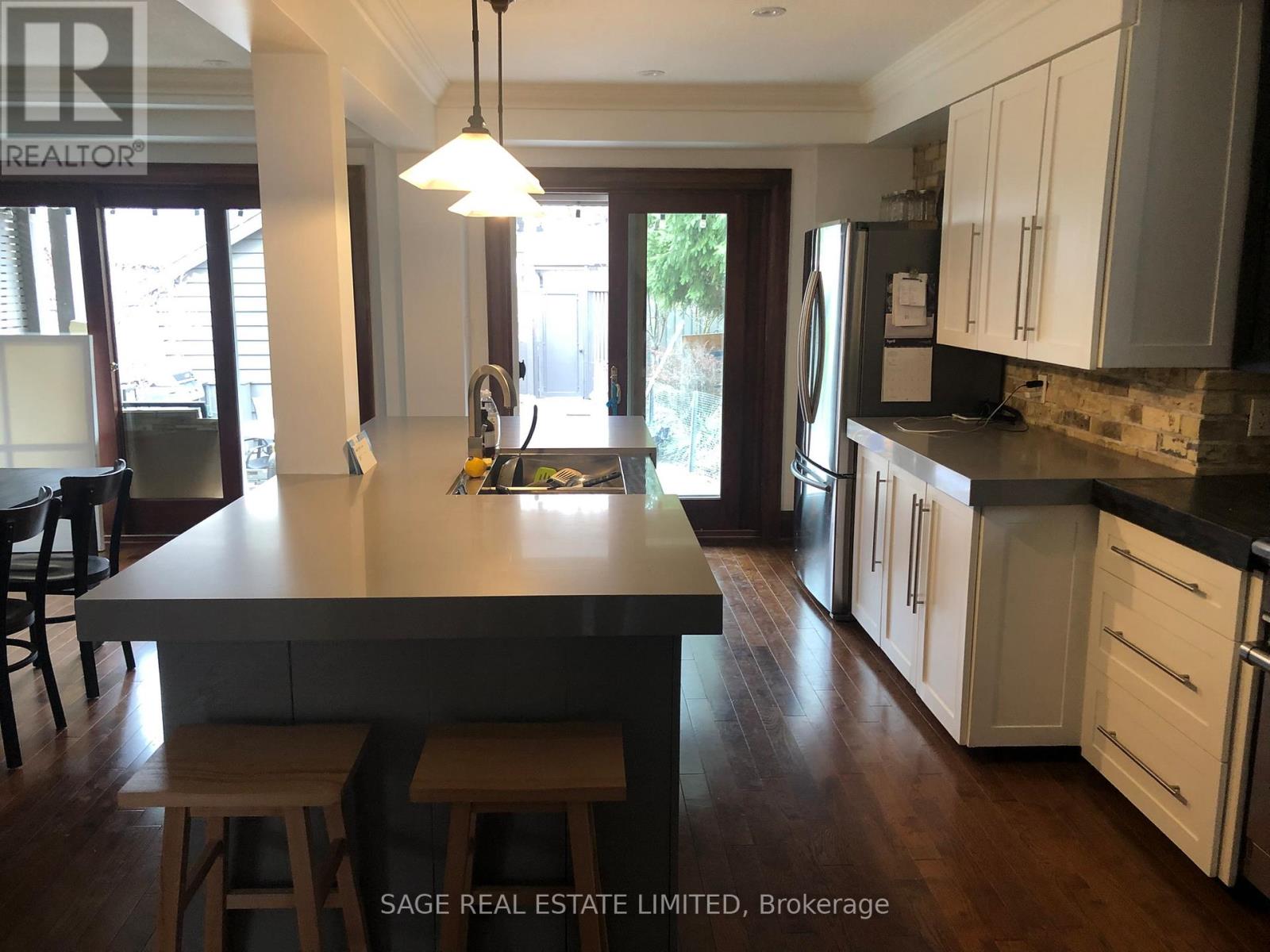 19 Beechwood Drive, Toronto, Ontario  M4K 3H7 - Photo 16 - E12786850