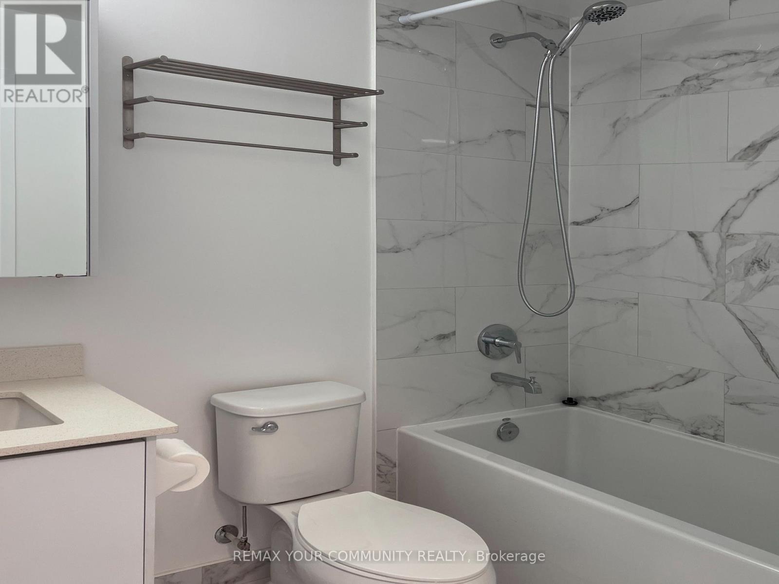 306 - 75 Oneida Crescent, Richmond Hill, Ontario  L4B 0H3 - Photo 13 - N12786702