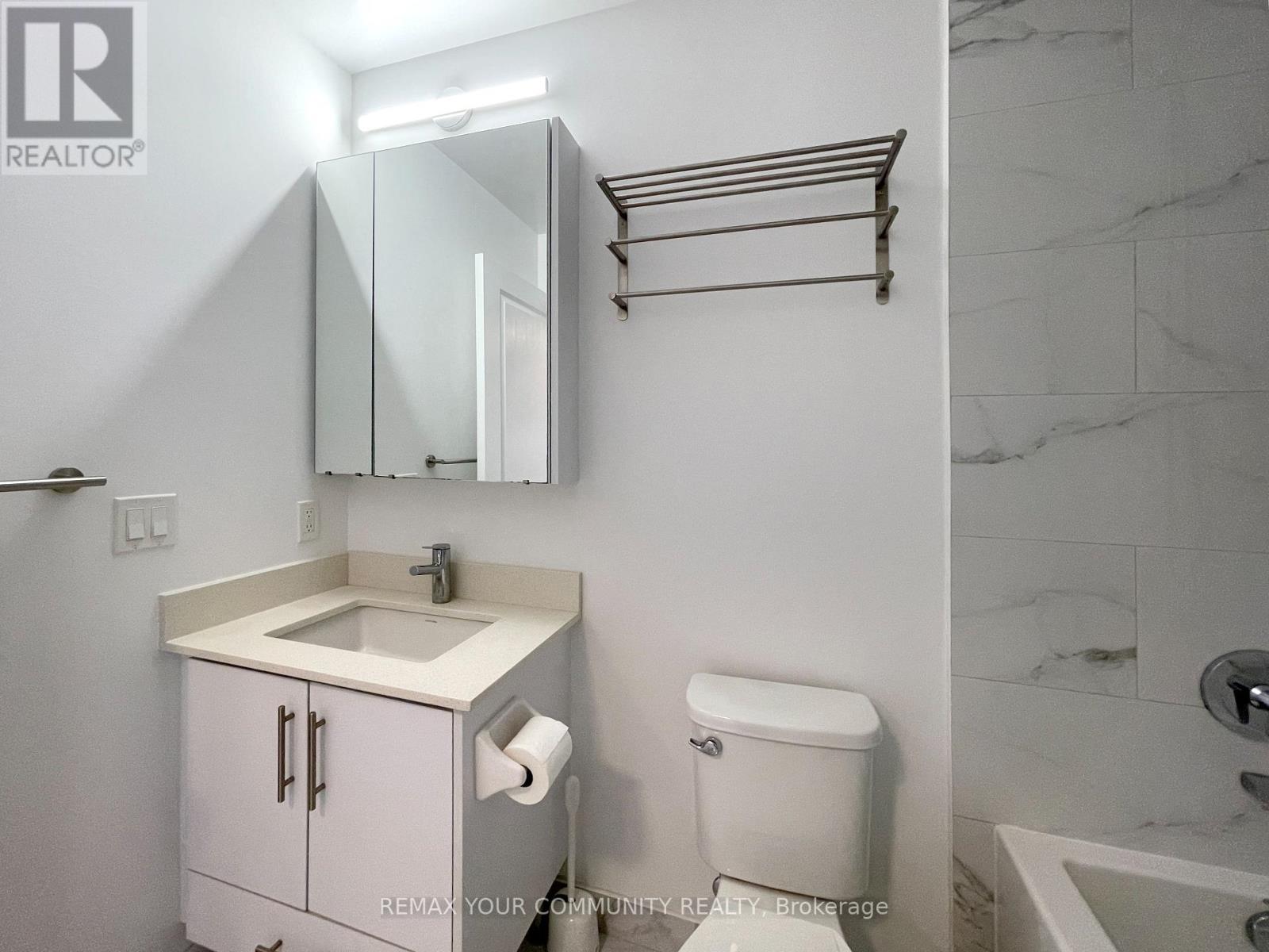 306 - 75 Oneida Crescent, Richmond Hill, Ontario  L4B 0H3 - Photo 16 - N12786702