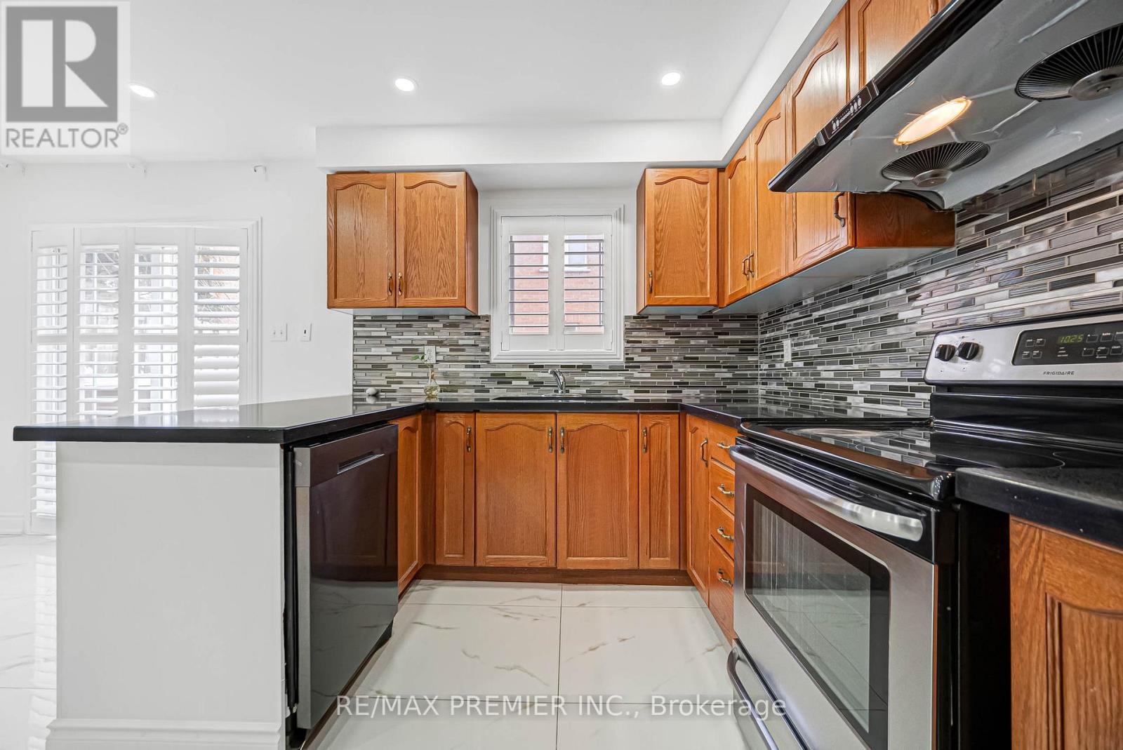 27 - 165 Fieldstone Drive, Vaughan, Ontario  L4L 9M1 - Photo 22 - N12786714