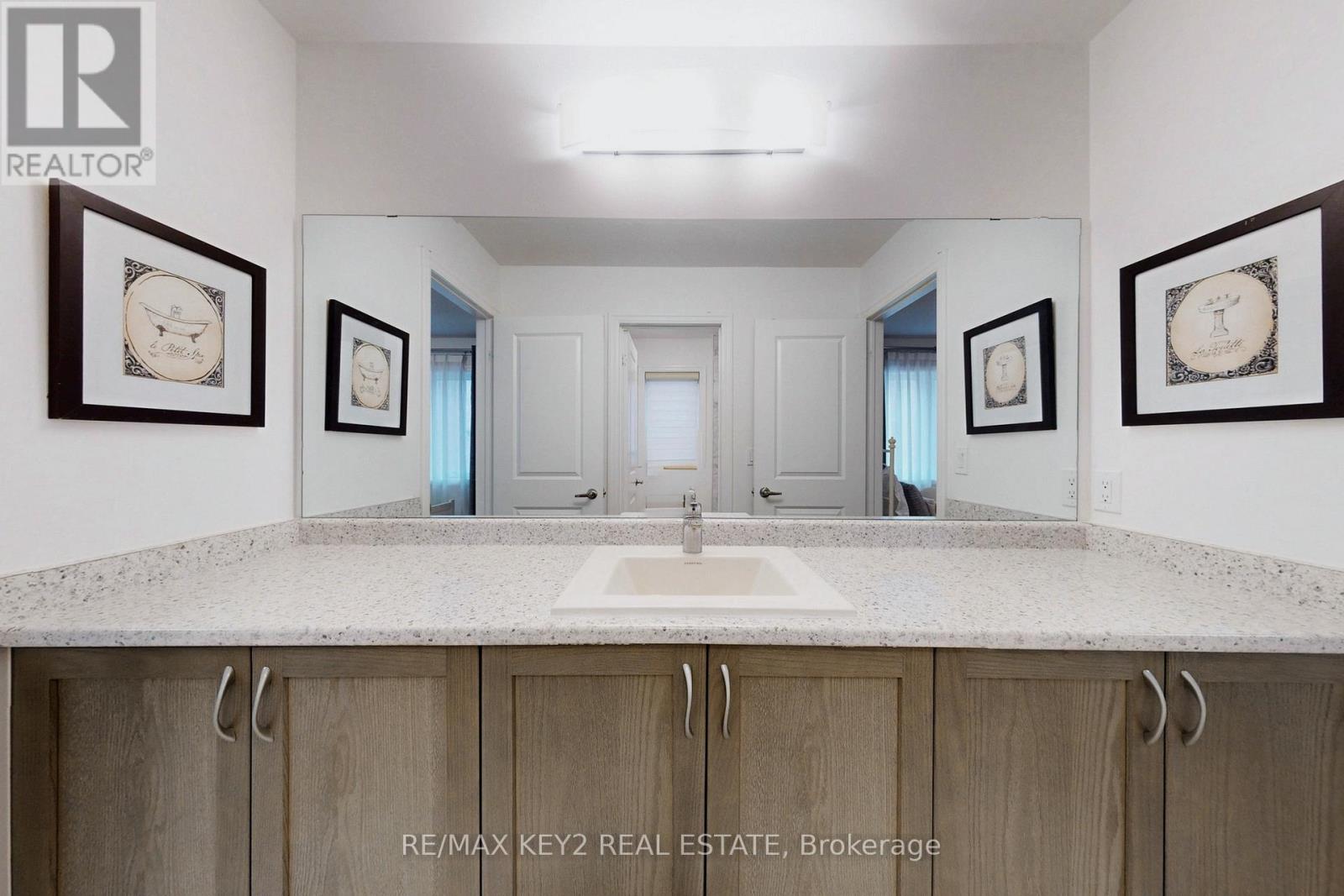 75 Pear Blossom Way, East Gwillimbury (Holland Landing), Ontario  L9N 0T3 - Photo 34 - N12786782