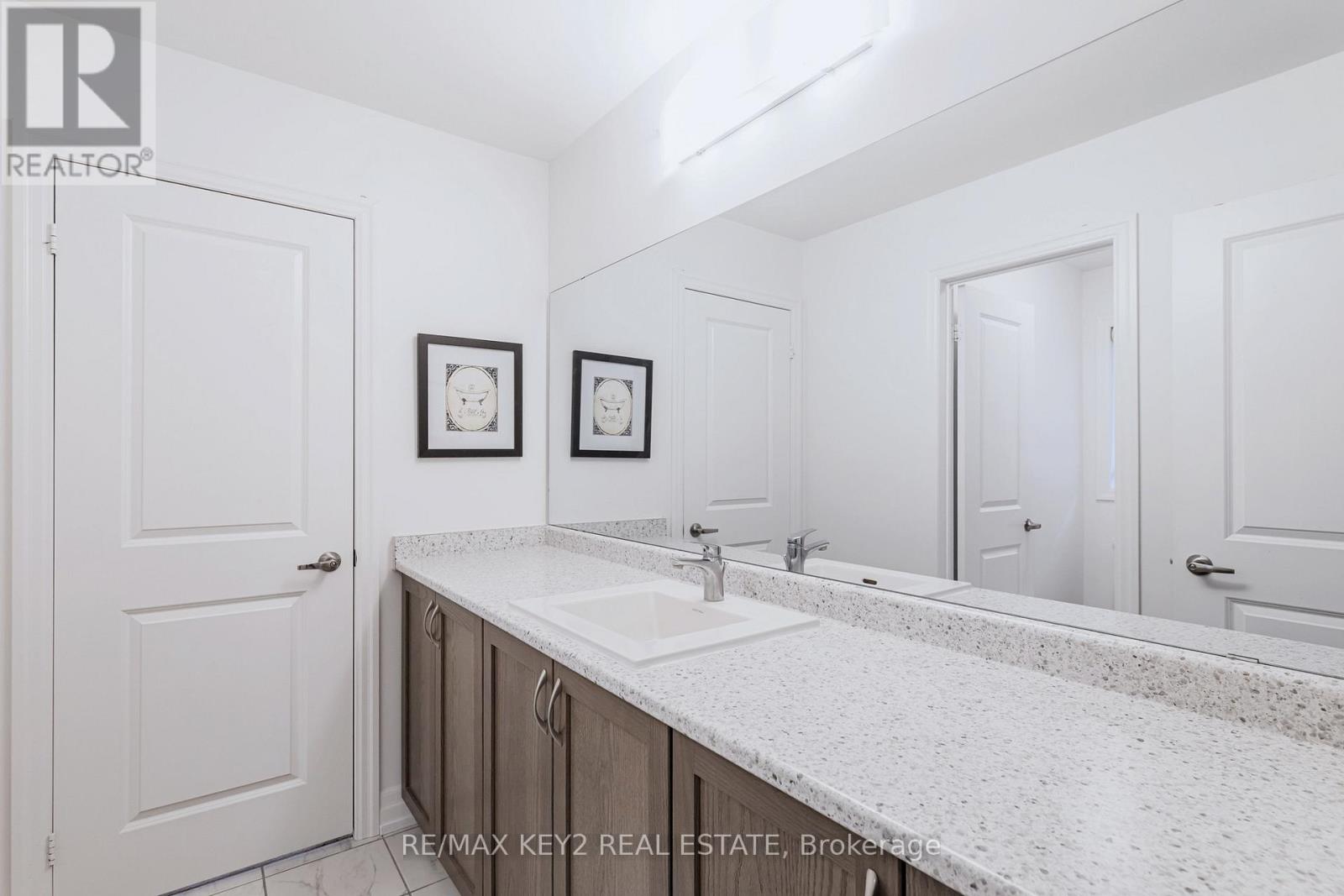 75 Pear Blossom Way, East Gwillimbury (Holland Landing), Ontario  L9N 0T3 - Photo 35 - N12786782