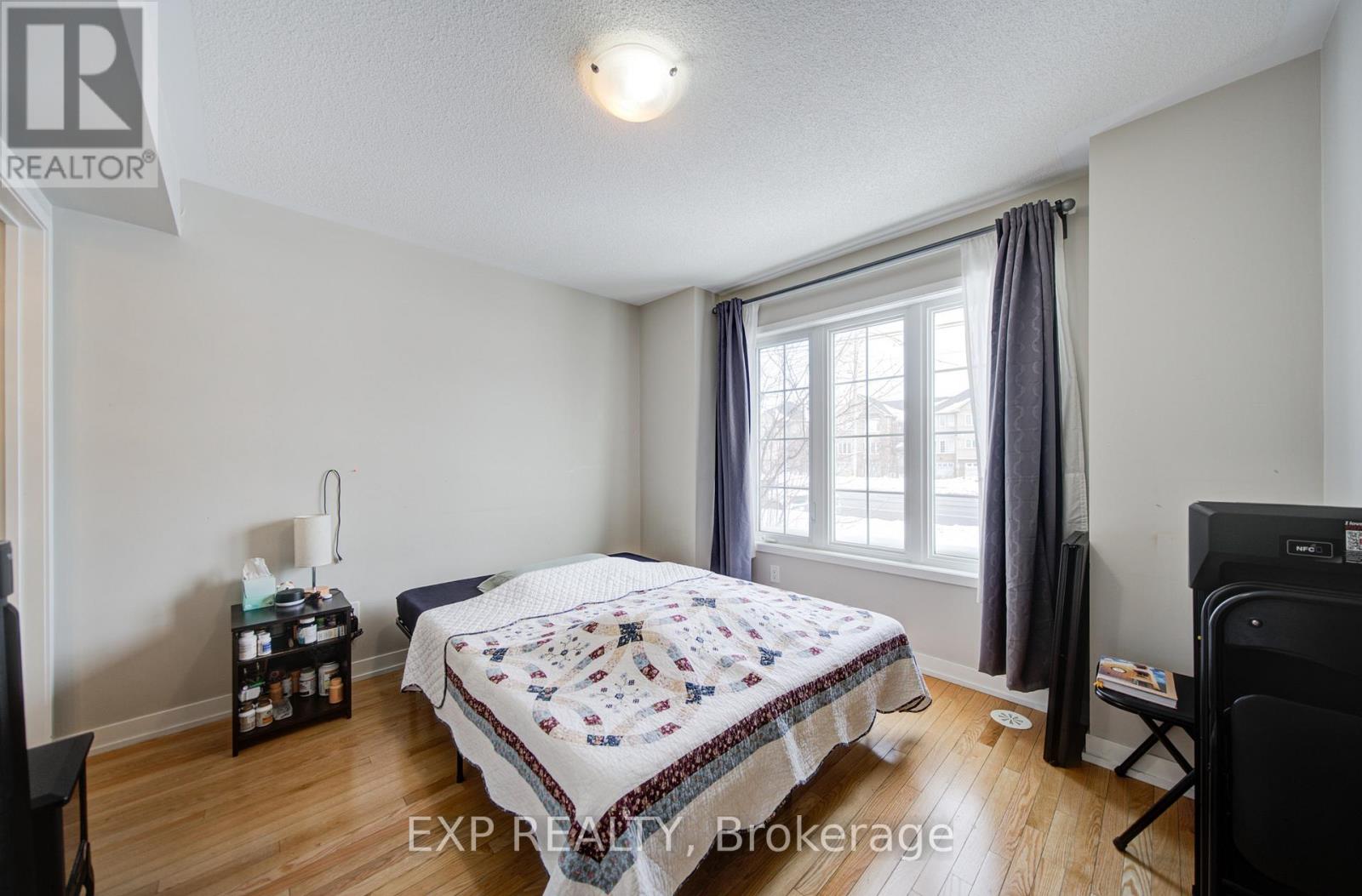 10616 Bathurst Street, Vaughan, Ontario  L6A 4Y4 - Photo 5 - N12786820