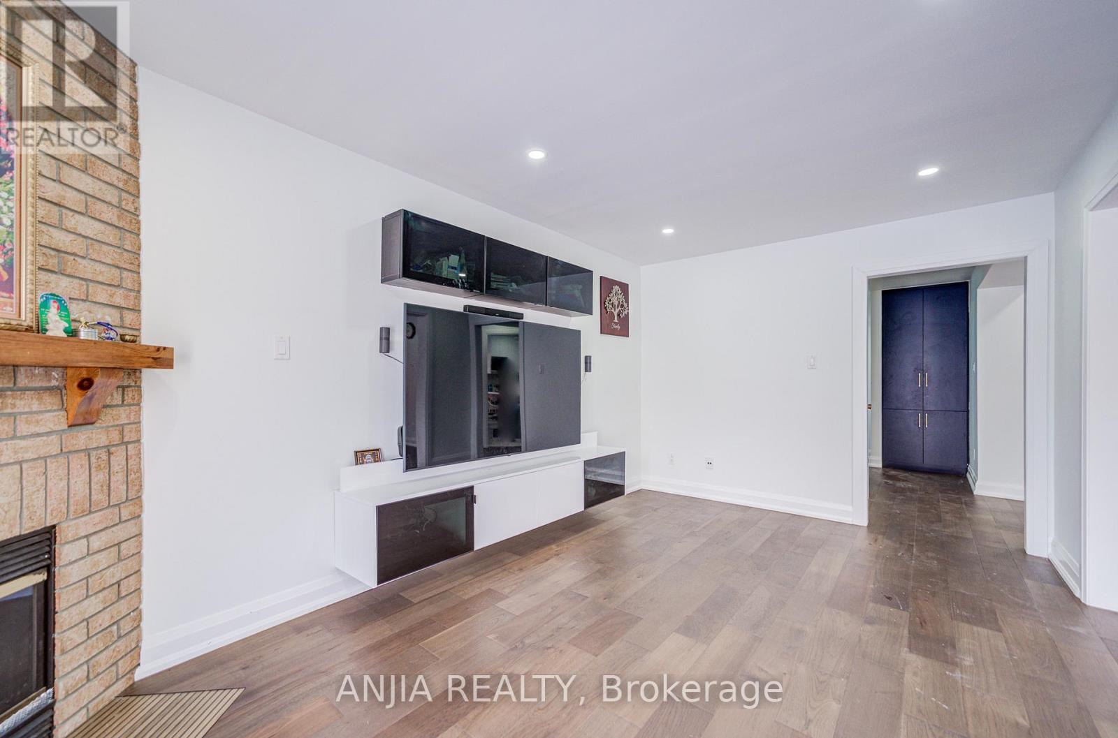 17 Kenborough Court, Markham, Ontario  L3S 3P3 - Photo 18 - N12786866