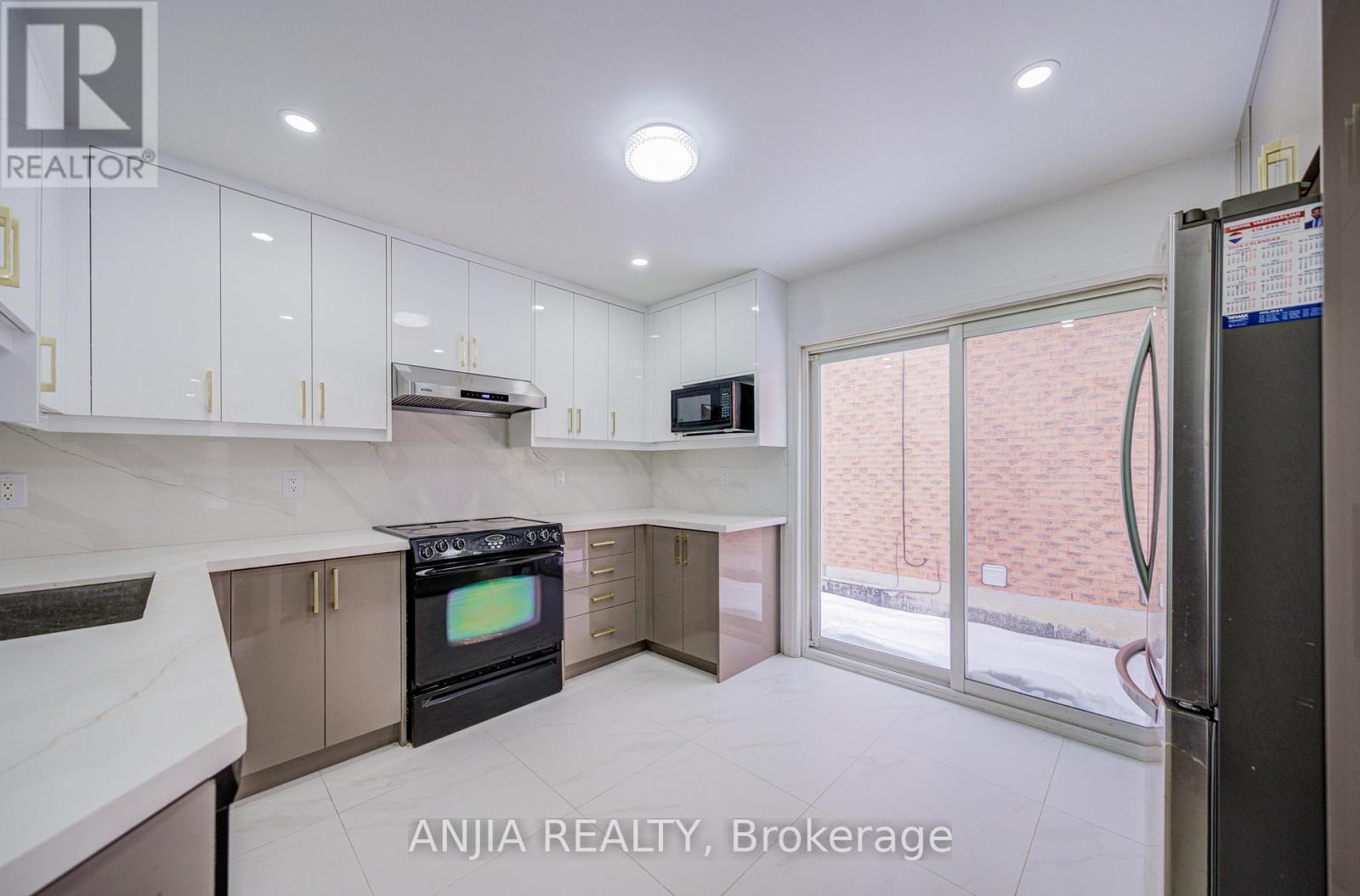 17 Kenborough Court, Markham, Ontario  L3S 3P3 - Photo 20 - N12786866