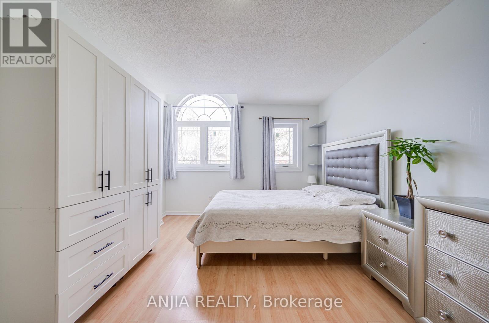 17 Kenborough Court, Markham, Ontario  L3S 3P3 - Photo 34 - N12786866